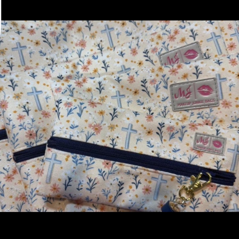 NWT! Faith! MJ mini small medium